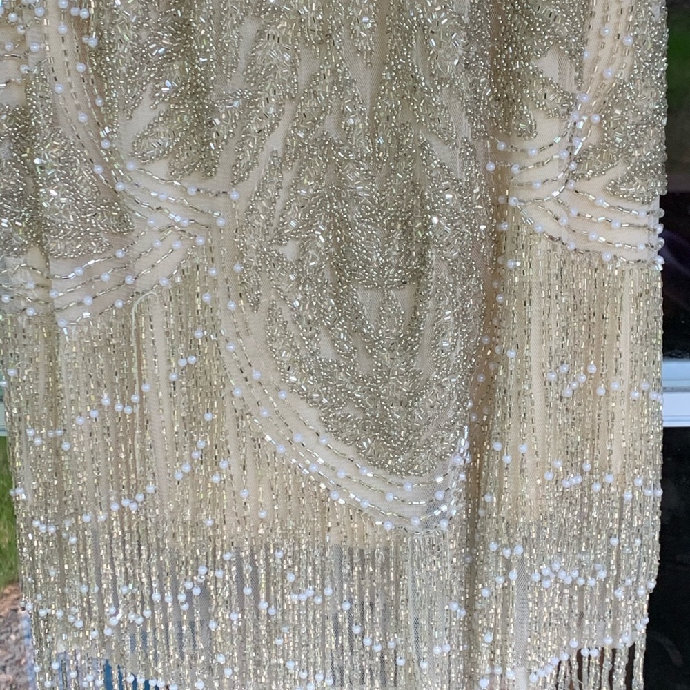 Formal dress - Picture 3 of 16